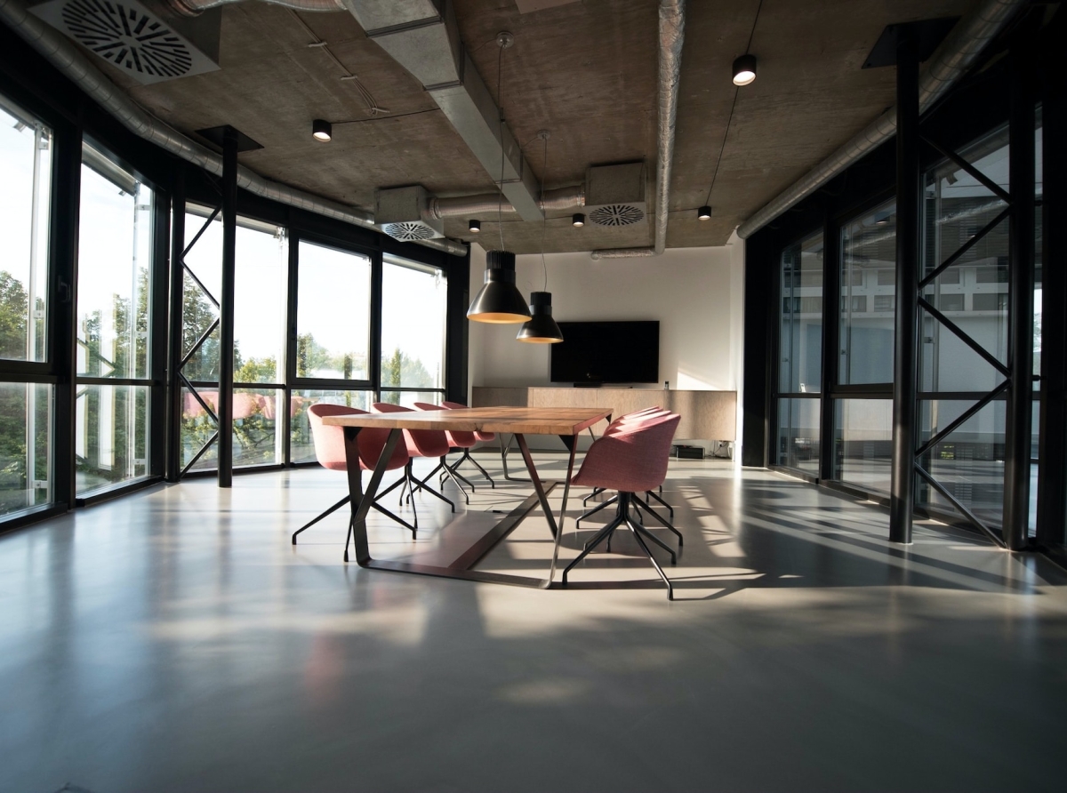 Key Factors to Consider When Selecting a Prop Trading Company: A Trader’s Guide