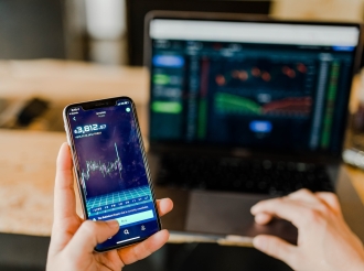 Exploring the Benefits and Drawbacks of Using a Turnkey Forex Brokerage: A Comprehensive Guide