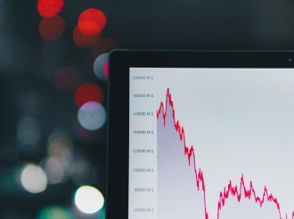 Top Indicators for Beginner Traders: A Guide to Making Informed Decisions