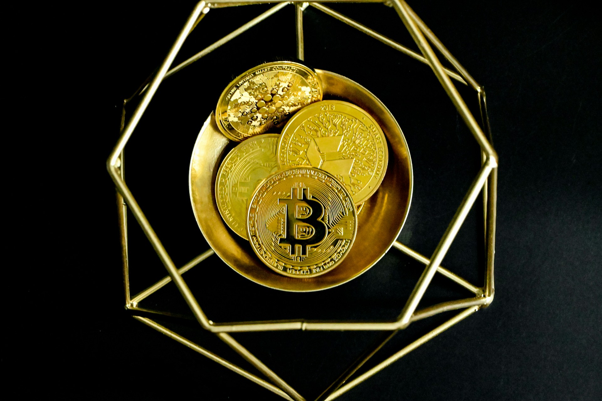 Understanding P2P Cryptocurrency Arbitrage: A Comprehensive Guide