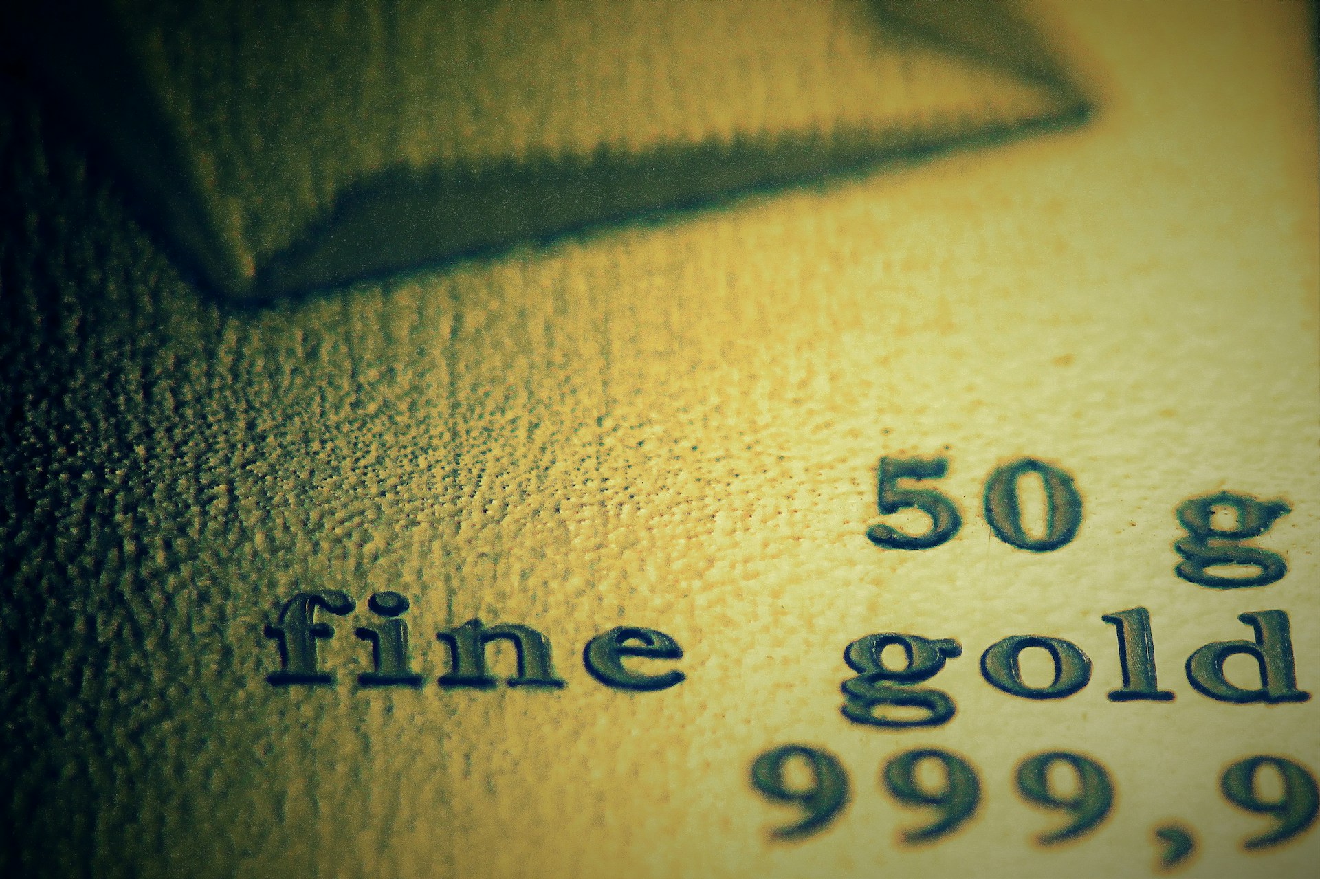 Gold-Backed Cryptocurrencies: Merging Traditional Wealth with Digital Innovation Gold-Backed Cryptocurrencies: Merging Traditional Wealth with Digital Innovation
