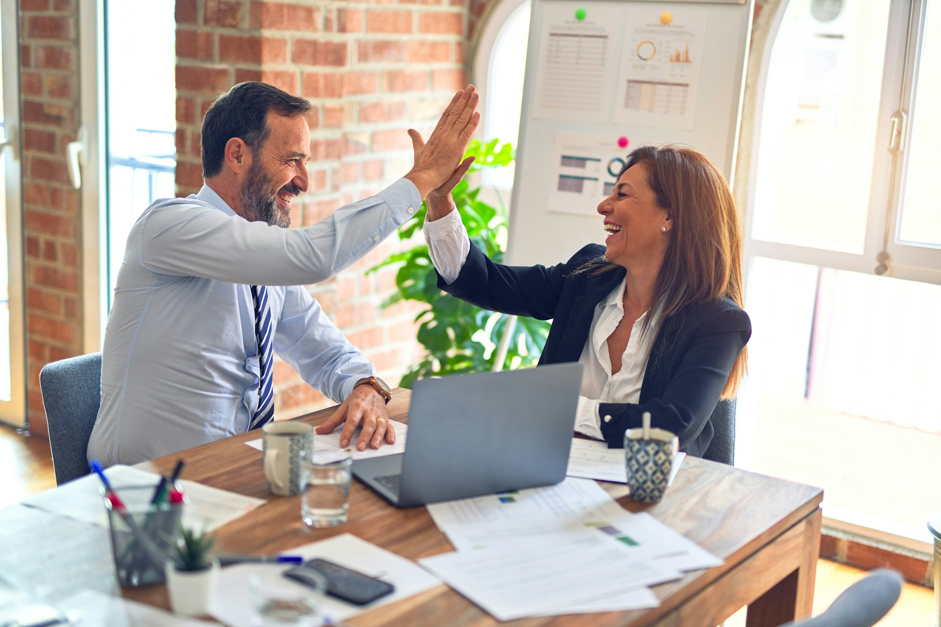 Essential Qualities to Look for in a Broker Essential Qualities to Look for in a Broker