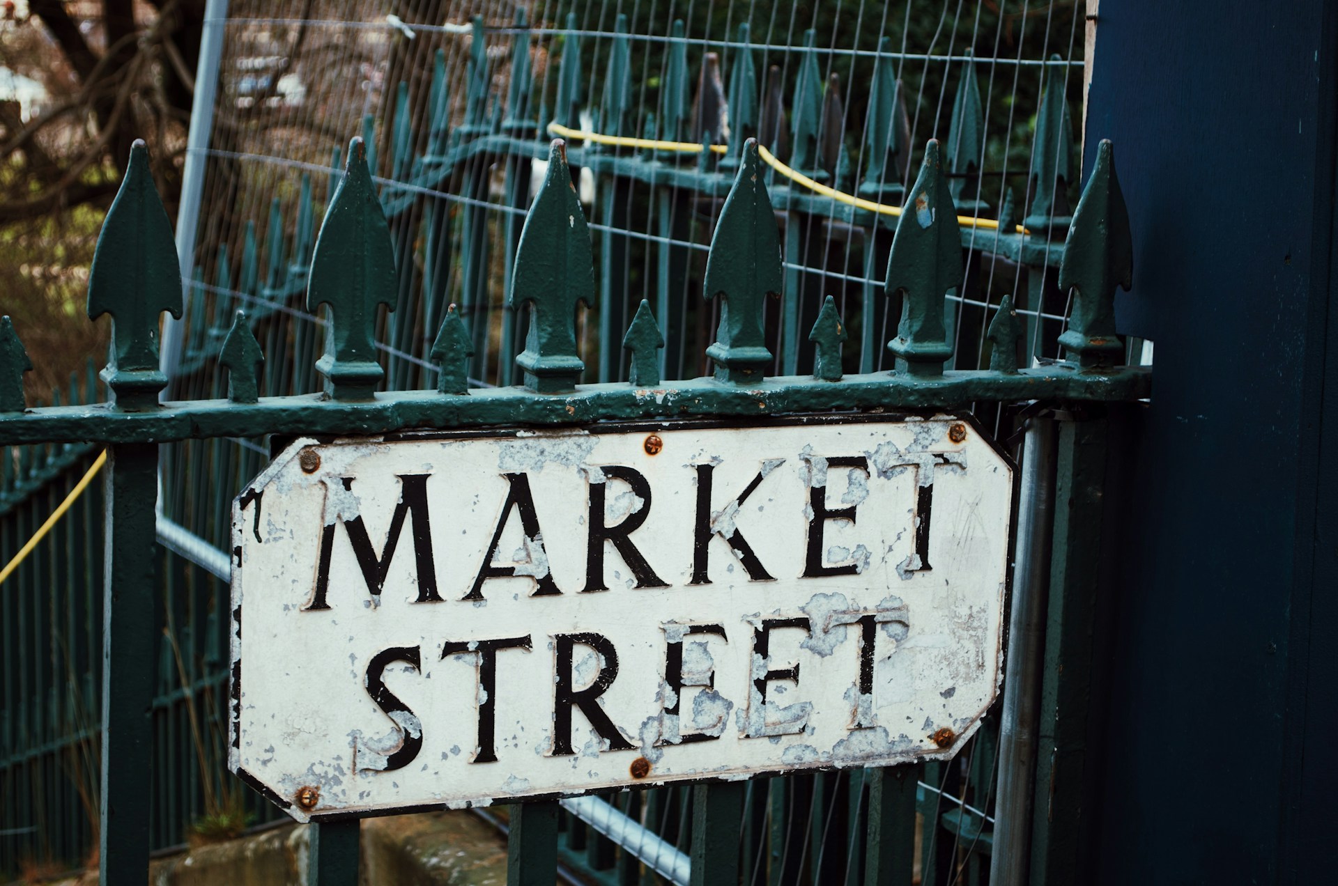 Market Uncertainty Looms Ahead Market Uncertainty Looms Ahead