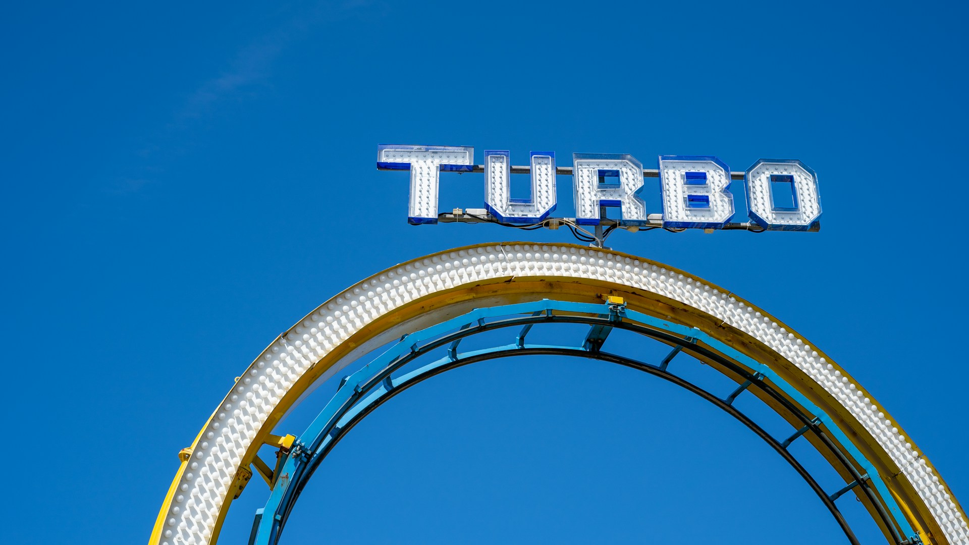 Technological Breakthrough: How Turnkey Brokerage is Revolutionizing the Forex Game