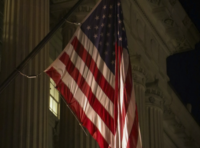 U.S. Budget Deficit Edges Lower in 2025 Amid Record Tariffs