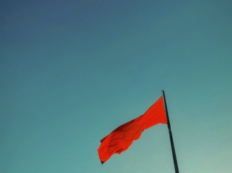 Signs Your Bank Client Has Been Compromised: Critical Red Flags for Traders