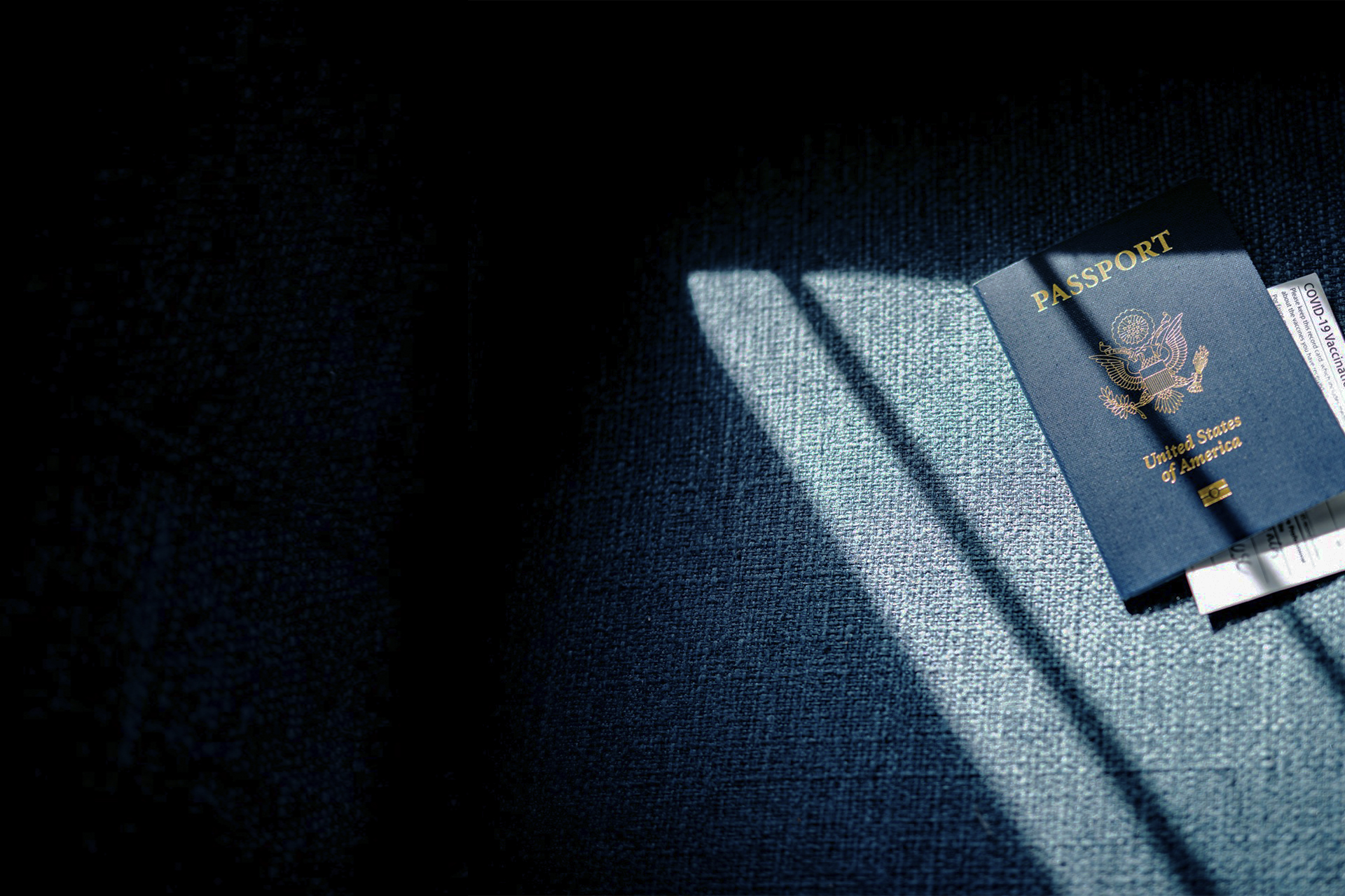 The US is suspending immigrant visas for citizens of 75 countries: what's behind the decision and what risks it creates