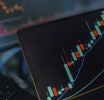 Prop Firms vs Brokers: How Prop Firm Software Is Changing Forex