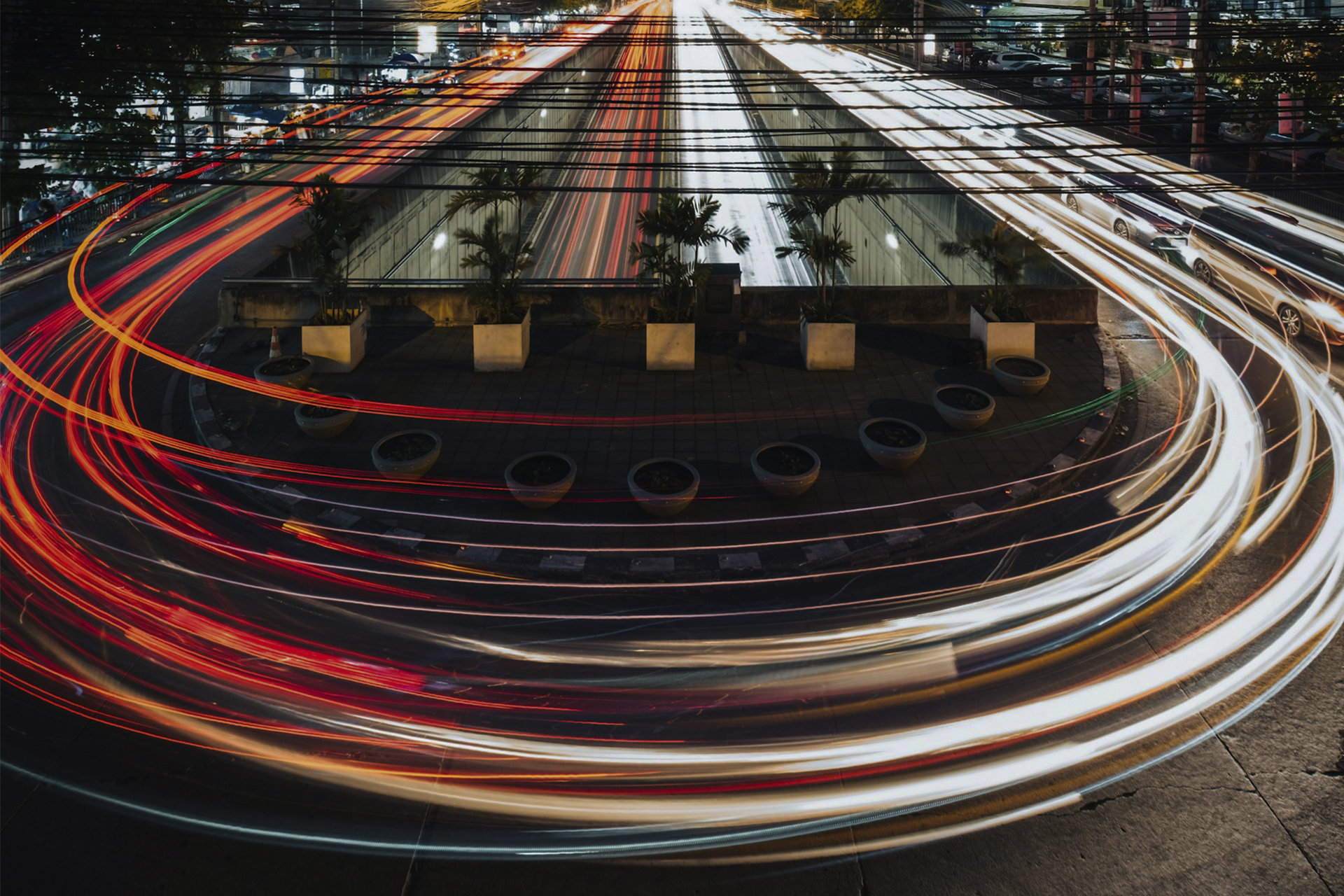 Unlimited Bandwidth for Multi-Account Trading: Why Fast Forex VPS Fits Unlimited Portfolio Management in 2026