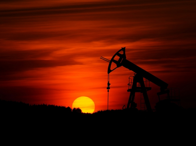 Trump Warns Iran to “Get Moving” as Hormuz Crisis Threatens Global Energy and AI Markets Trump Warns Iran to “Get Moving” as Hormuz Crisis Threatens Global Energy and AI Markets