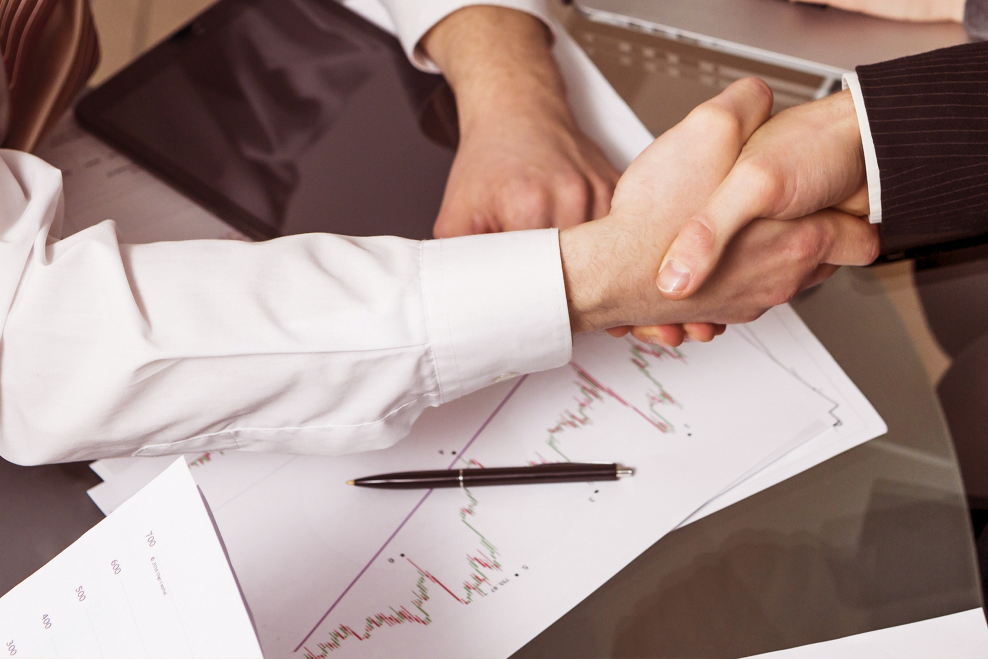 Building Trust Fast: How Turnkey Brokerage Solutions Help New Brokers Establish Market Reputation Building Trust Fast: How Turnkey Brokerage Solutions Help New Brokers Establish Market Reputation