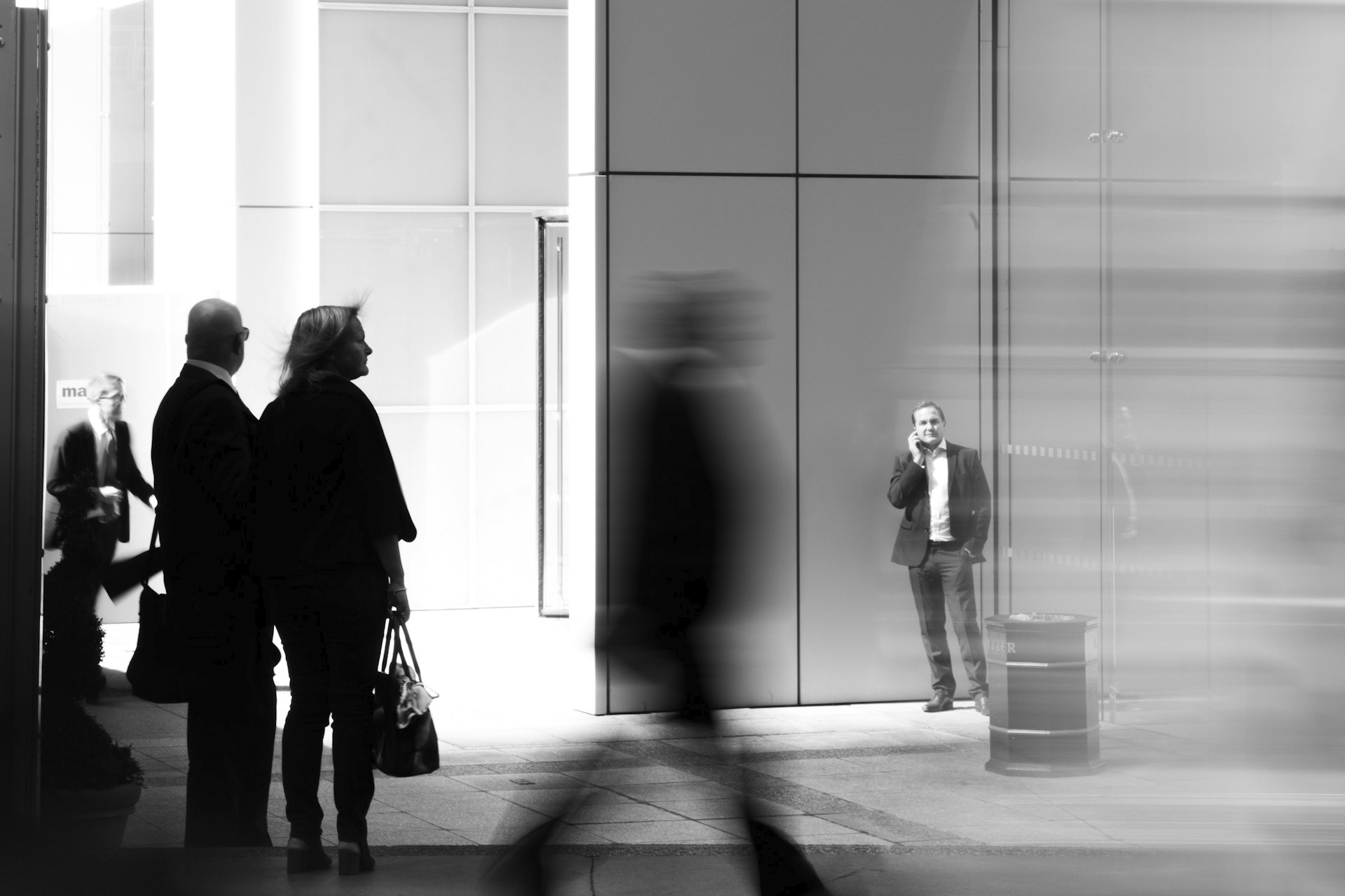 Forex Communities: How Shared Experience Opens the Path to Financial Success
